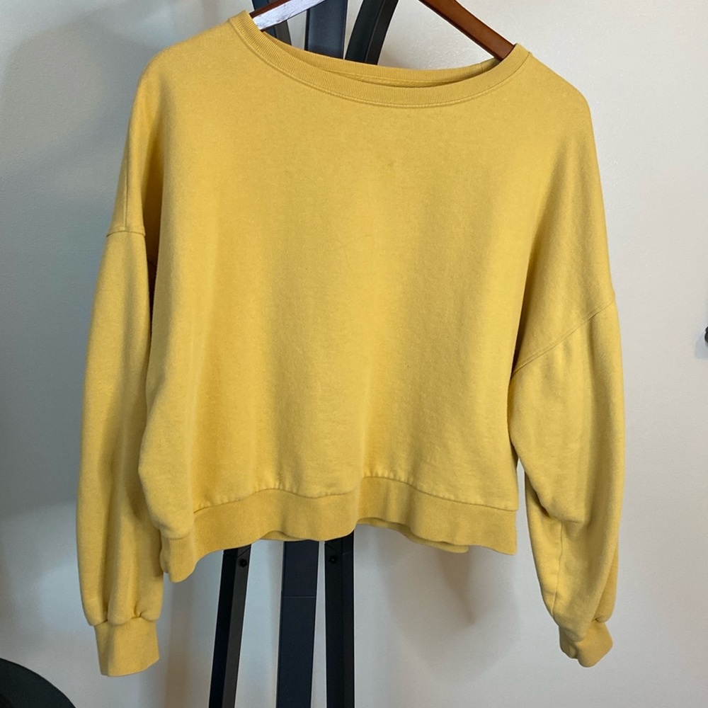 Gap M Crewneck